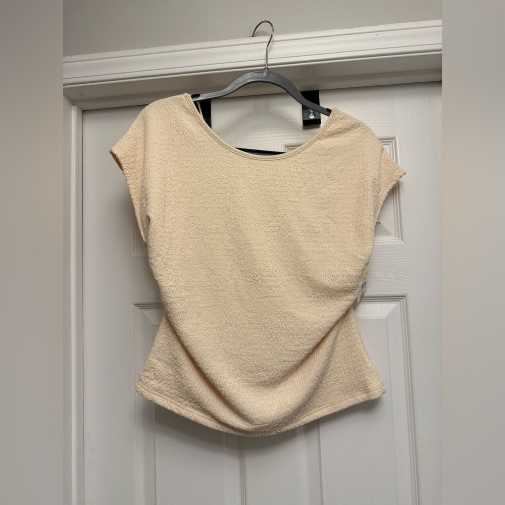 Astr The Label Light Yellow Beige T Shirt Top Open Square Back XL NWT